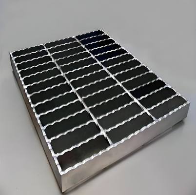 Tooth Shape Anti Slip Galvanized Steel Grating Panel with 30mm Bearing Bar Pitch for Walkway and Stair Tread