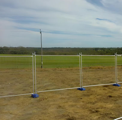 Galvanized 2.1m x 2.4m Easily Assembled Temporary Fence Welded Wire Metal Fence Panel