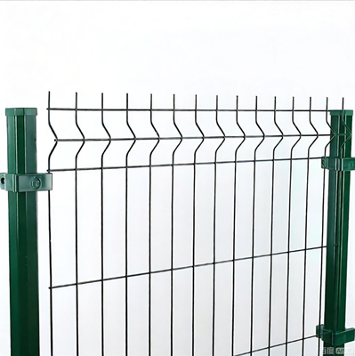 Easily Assembled Galvanized PVC Coated 3D Triangle Bend V Mesh Security Fence Panel 1.5M Height 50x200mm Hole System